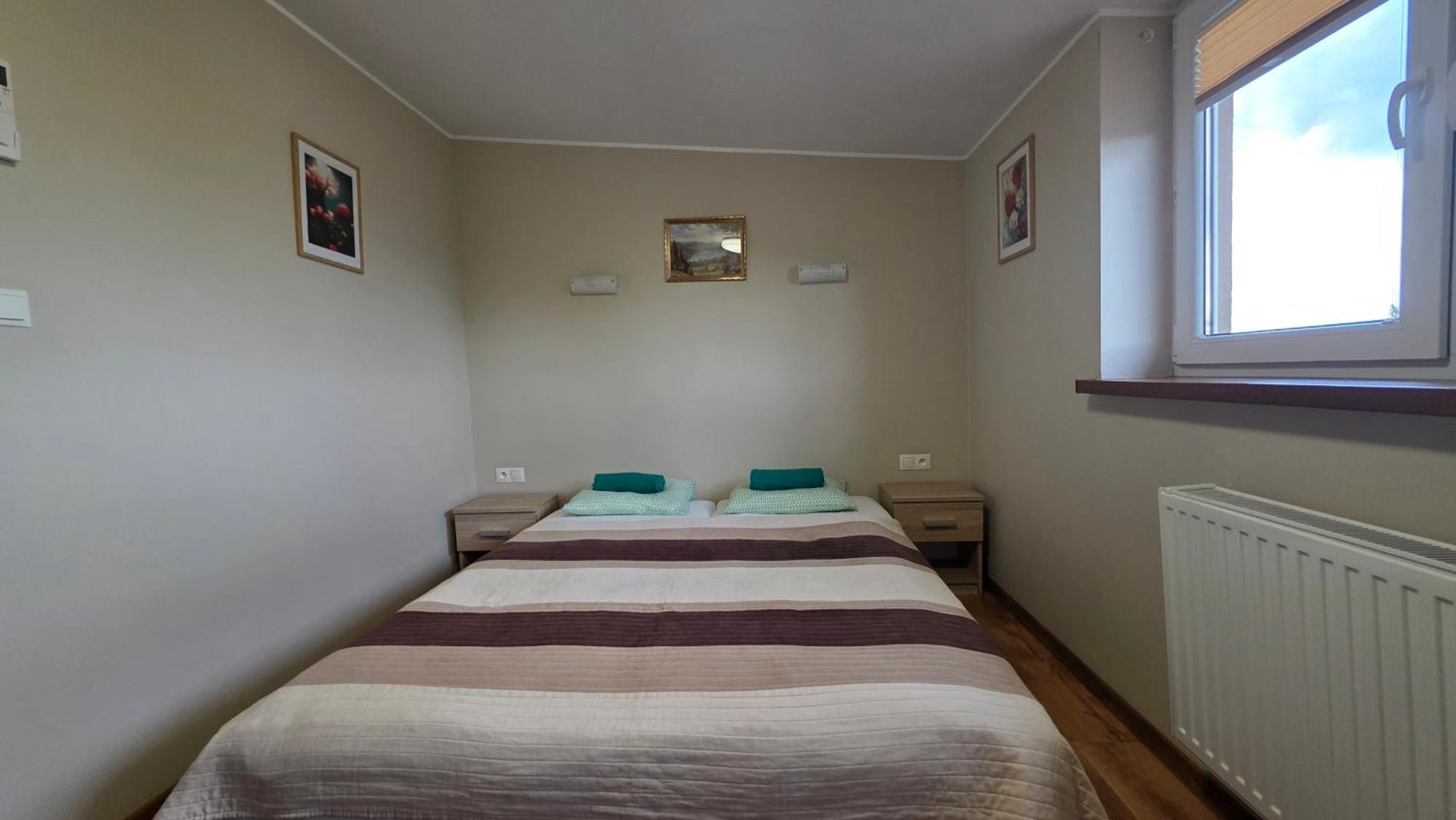 Hotel Nad Zalewem 500-163-489 Zegrze Poludniowe Esterno foto